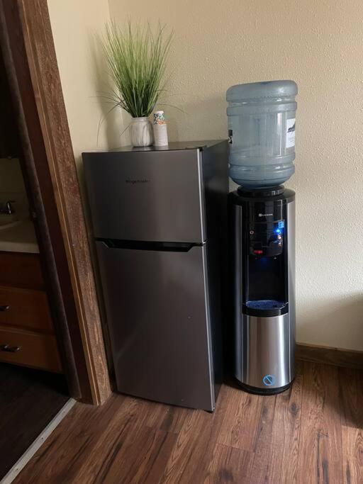 Parkway Yellowstone Guest House Apartment #5 Gardiner Extérieur photo