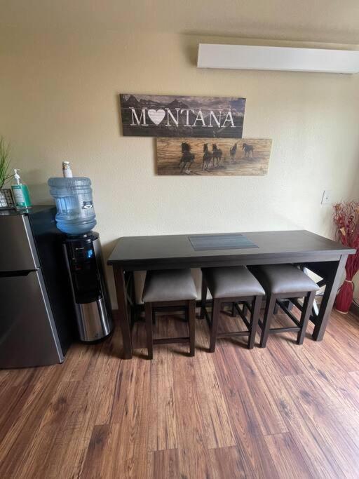 Parkway Yellowstone Guest House Apartment #5 Gardiner Extérieur photo