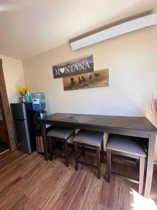 Parkway Yellowstone Guest House Apartment #5 Gardiner Extérieur photo