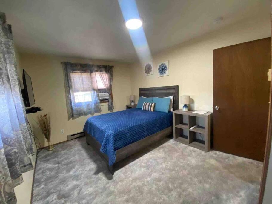 Parkway Yellowstone Guest House Apartment #5 Gardiner Extérieur photo