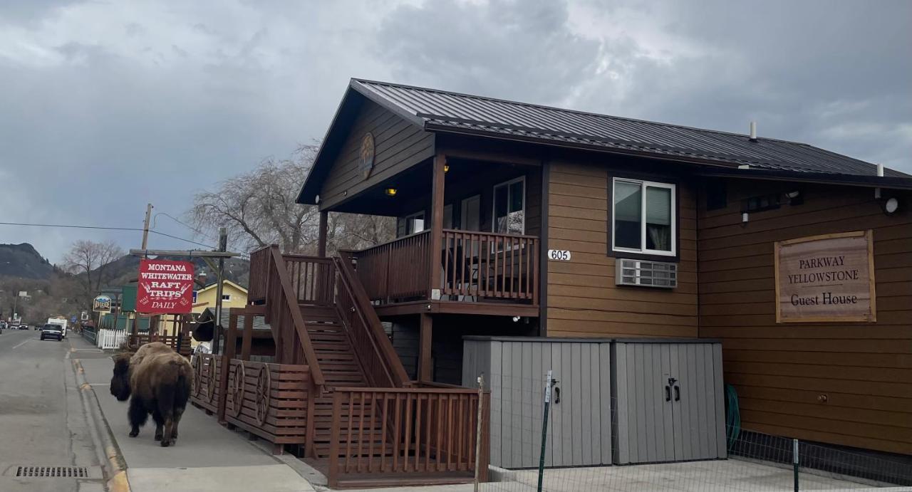 Parkway Yellowstone Guest House Apartment #5 Gardiner Extérieur photo